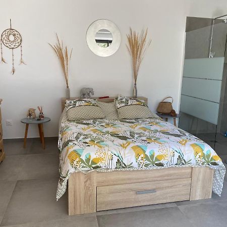 Chambre A Louer Laouque Bagian luar foto