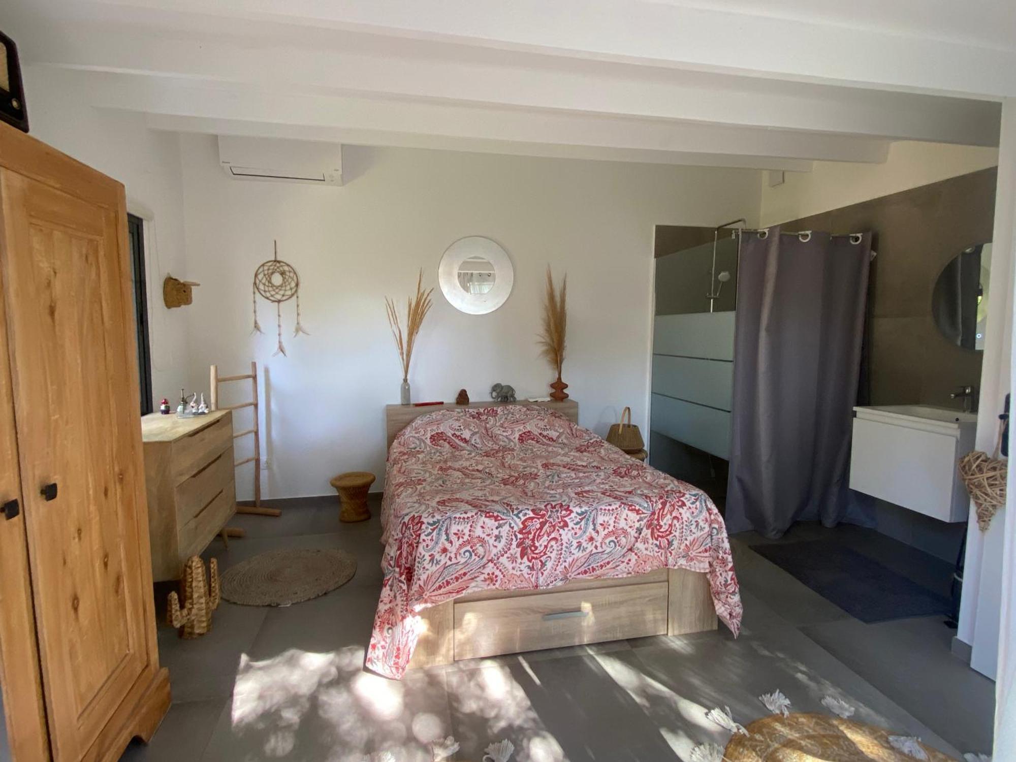 Chambre A Louer Laouque Bagian luar foto
